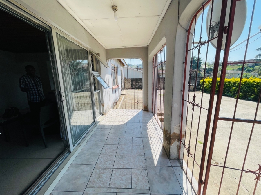 4 Bedroom Property for Sale in Tshelimnyama KwaZulu-Natal