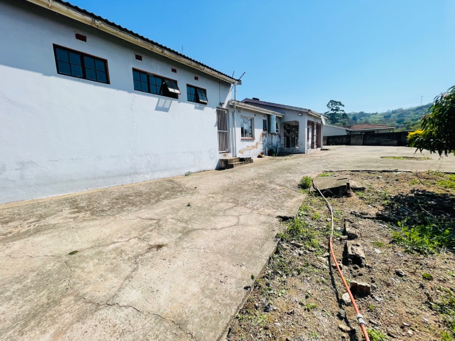 4 Bedroom Property for Sale in Tshelimnyama KwaZulu-Natal