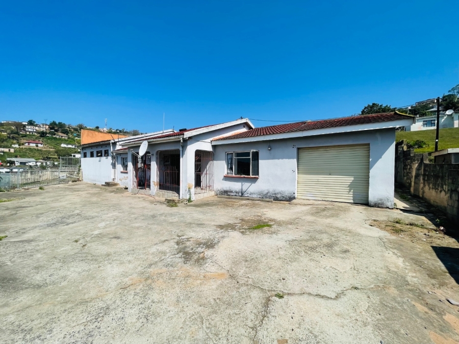4 Bedroom Property for Sale in Tshelimnyama KwaZulu-Natal