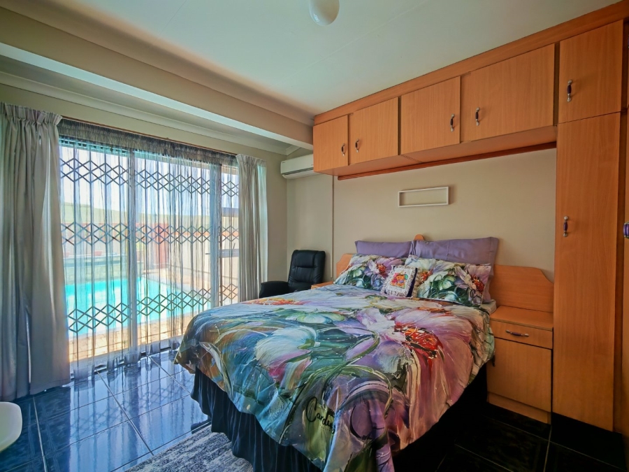 3 Bedroom Property for Sale in Highridge KwaZulu-Natal