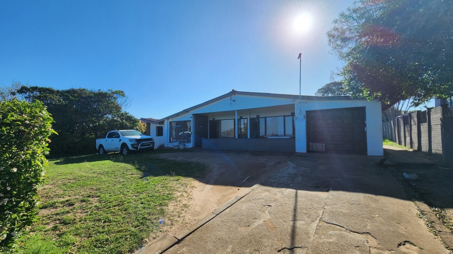3 Bedroom Property for Sale in Sea Park KwaZulu-Natal