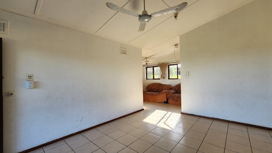 3 Bedroom Property for Sale in Sea Park KwaZulu-Natal