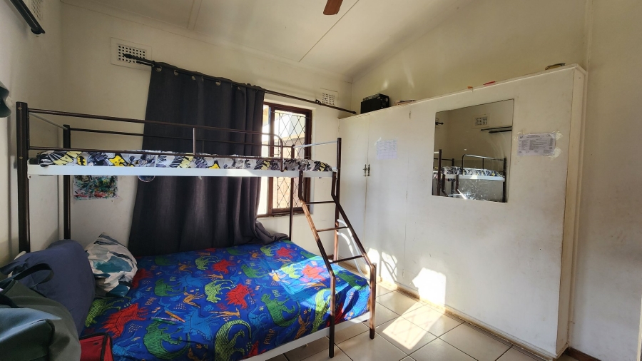 3 Bedroom Property for Sale in Sea Park KwaZulu-Natal