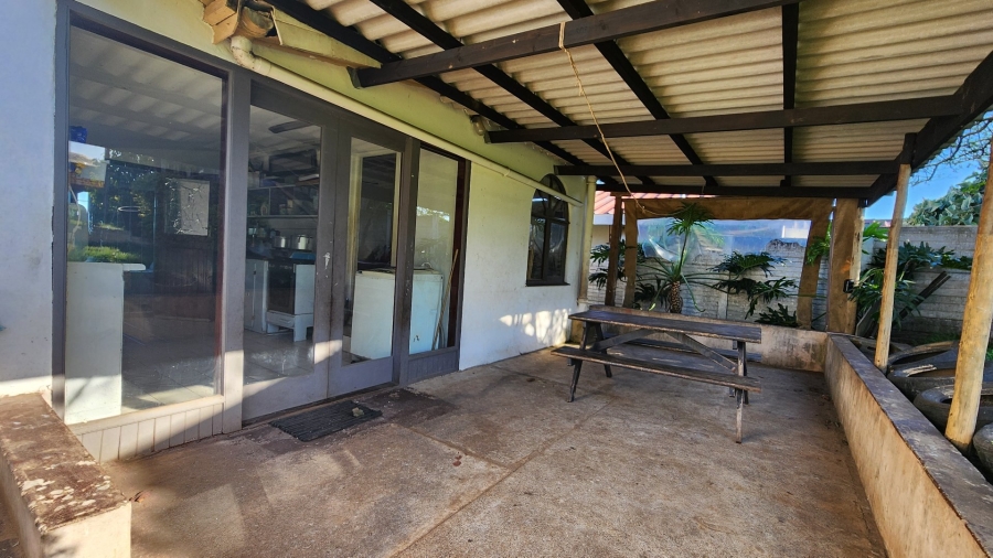 3 Bedroom Property for Sale in Sea Park KwaZulu-Natal