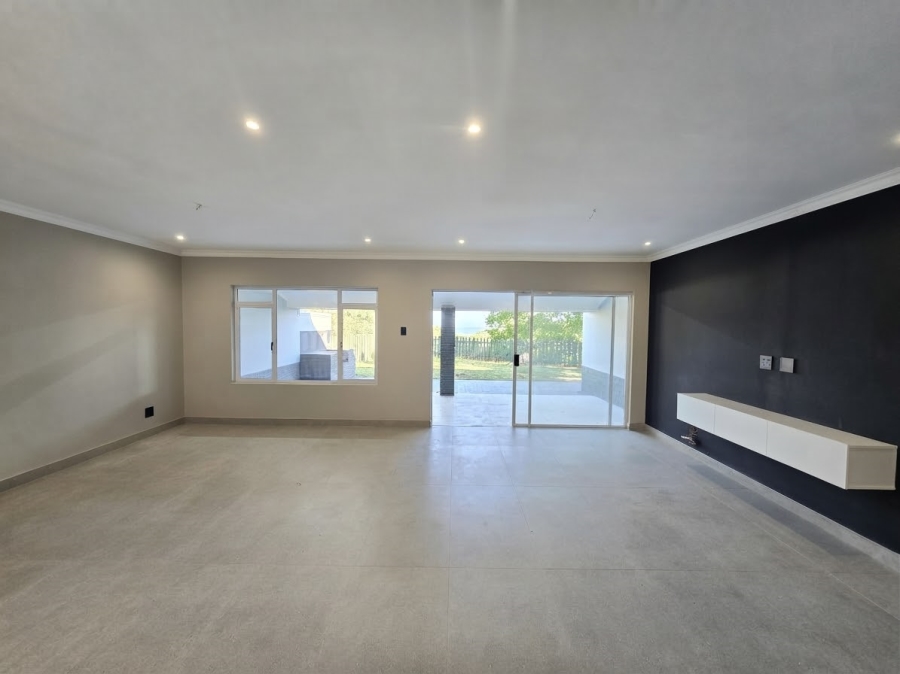To Let 4 Bedroom Property for Rent in Beverley Hills Estate KwaZulu-Natal