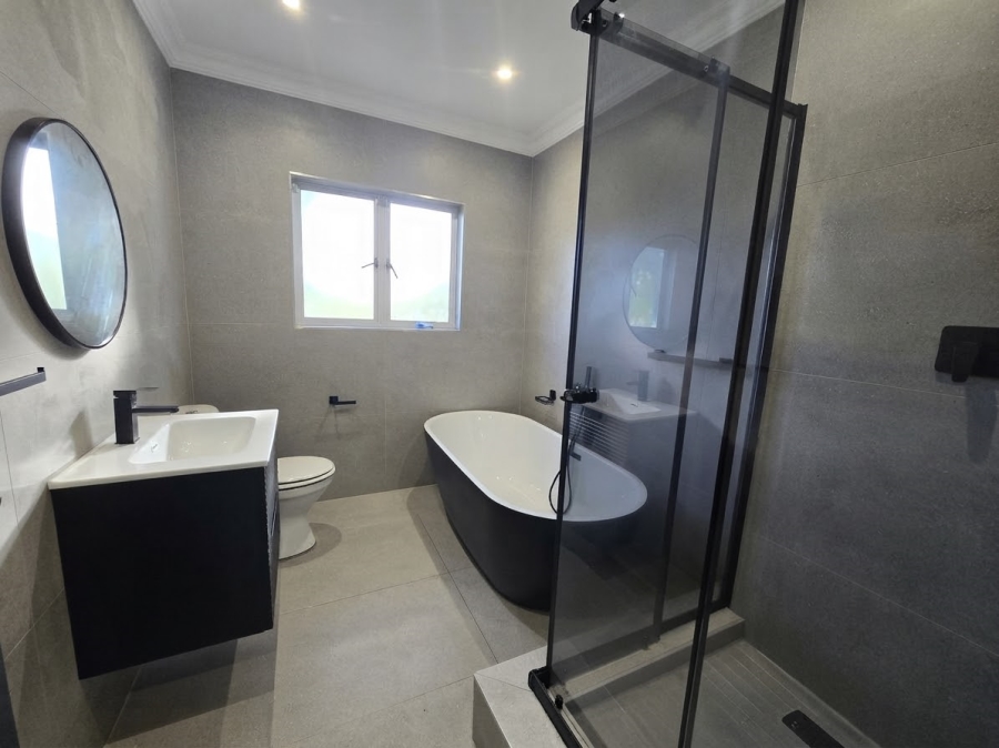 To Let 4 Bedroom Property for Rent in Beverley Hills Estate KwaZulu-Natal