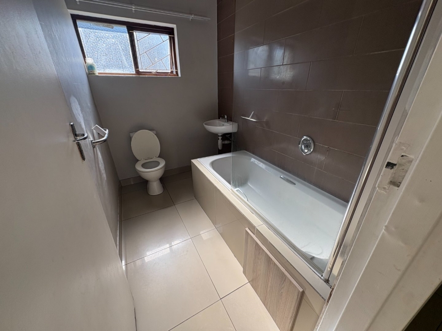 3 Bedroom Property for Sale in Athlone Park KwaZulu-Natal