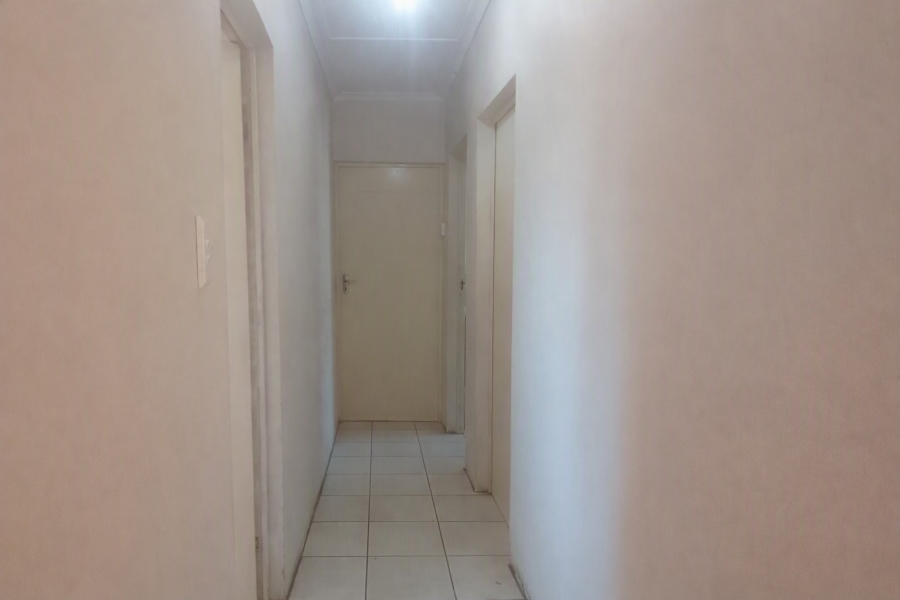 3 Bedroom Property for Sale in Mazakhele KwaZulu-Natal