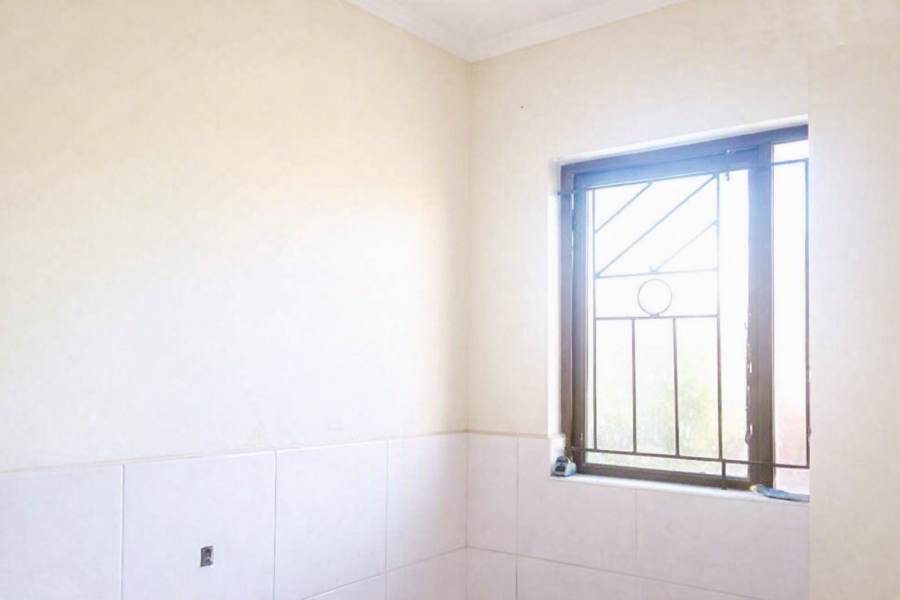 3 Bedroom Property for Sale in Mazakhele KwaZulu-Natal