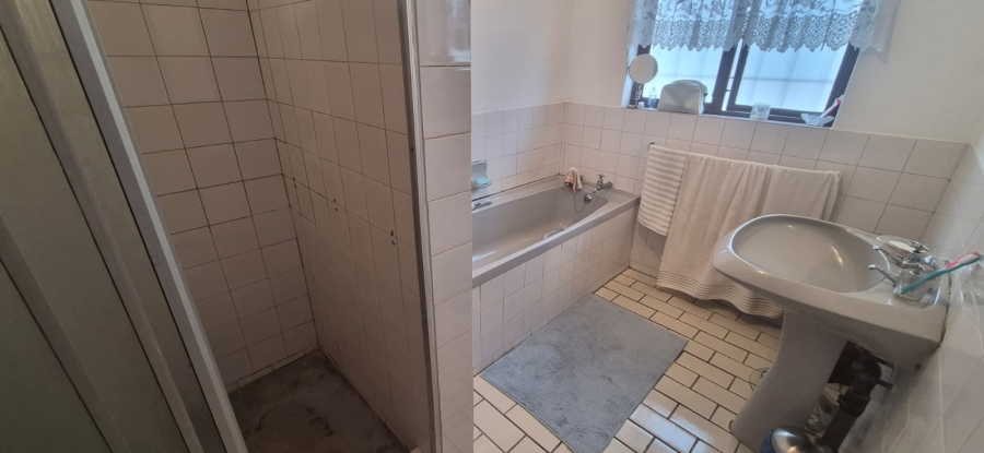 4 Bedroom Property for Sale in Woodgrange KwaZulu-Natal