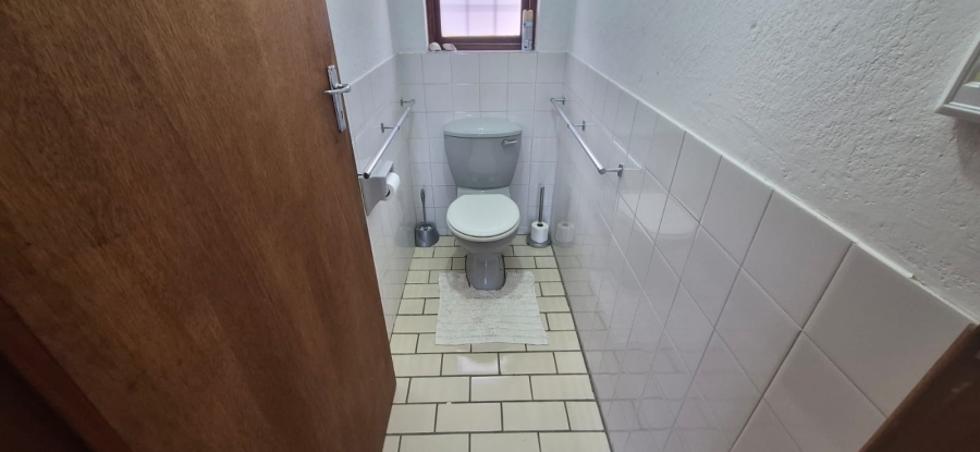 4 Bedroom Property for Sale in Woodgrange KwaZulu-Natal