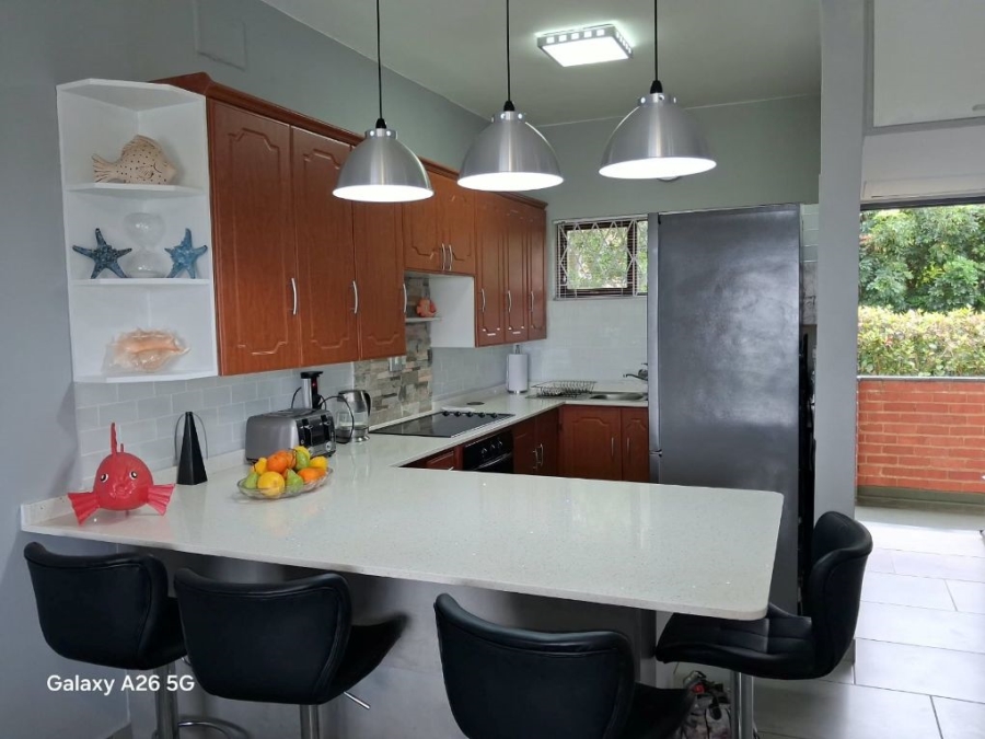 2 Bedroom Property for Sale in Umtentweni KwaZulu-Natal