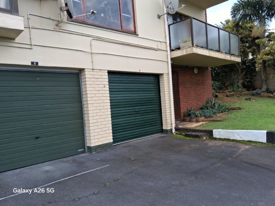 2 Bedroom Property for Sale in Umtentweni KwaZulu-Natal