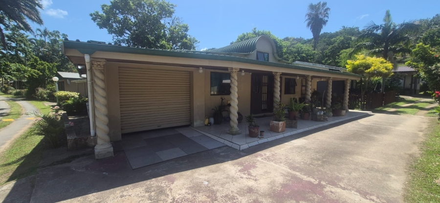 3 Bedroom Property for Sale in Hibberdene KwaZulu-Natal