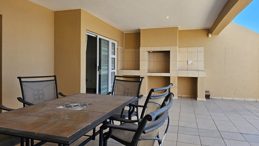  Bedroom Property for Sale in Manaba Beach KwaZulu-Natal