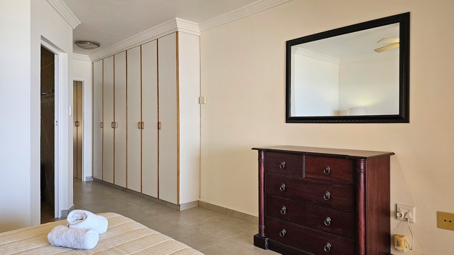  Bedroom Property for Sale in Manaba Beach KwaZulu-Natal