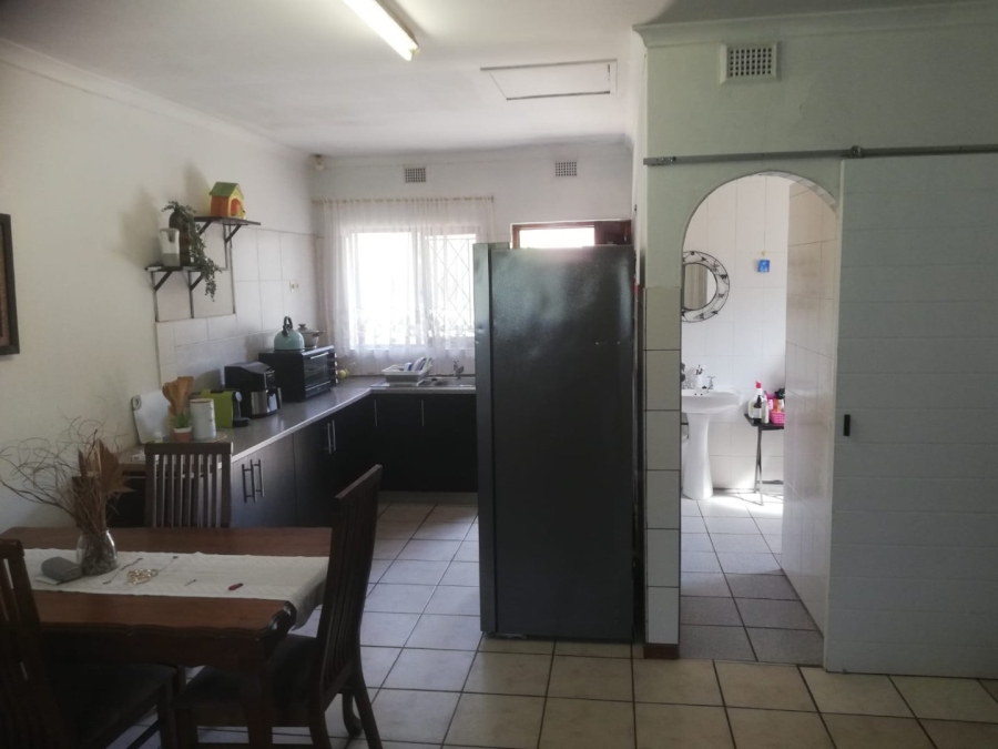 5 Bedroom Property for Sale in Margate KwaZulu-Natal