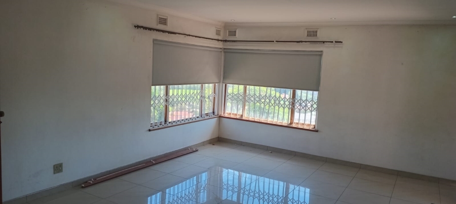 3 Bedroom Property for Sale in Montclair KwaZulu-Natal
