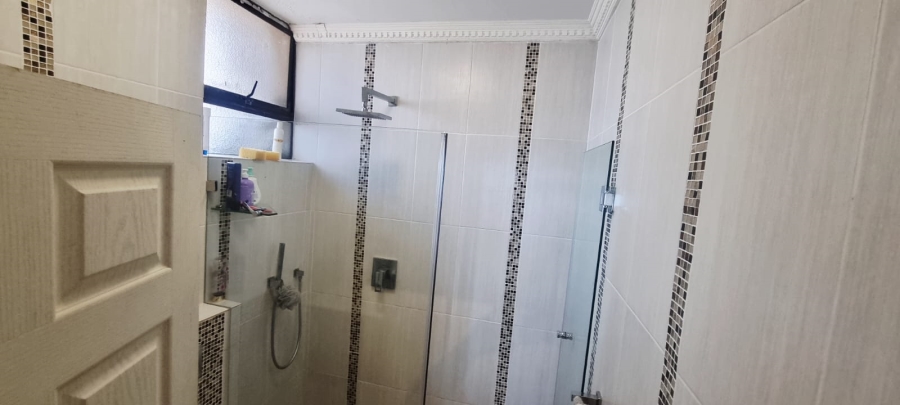 3 Bedroom Property for Sale in Manaba Beach KwaZulu-Natal