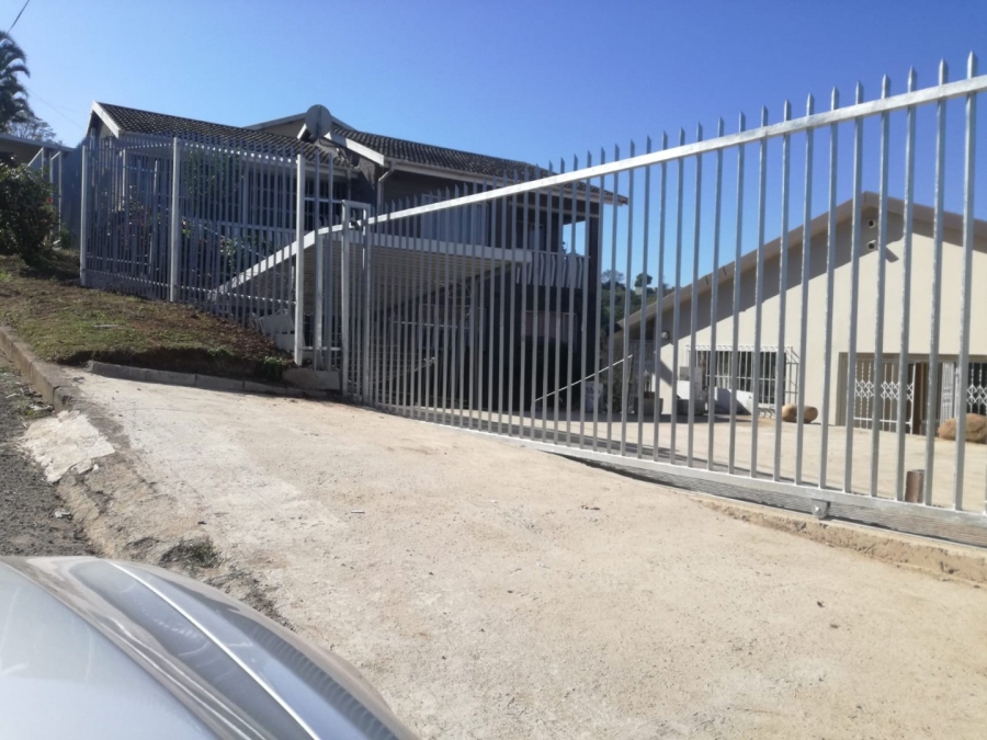 8 Bedroom Property for Sale in Clare Estate KwaZulu-Natal