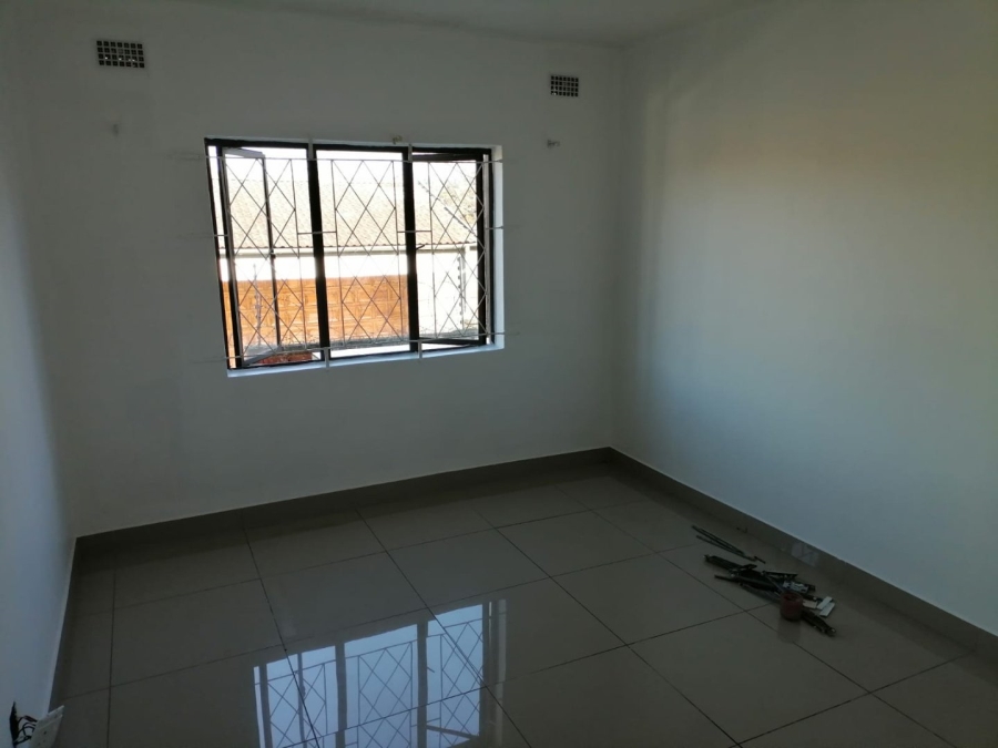 8 Bedroom Property for Sale in Clare Estate KwaZulu-Natal