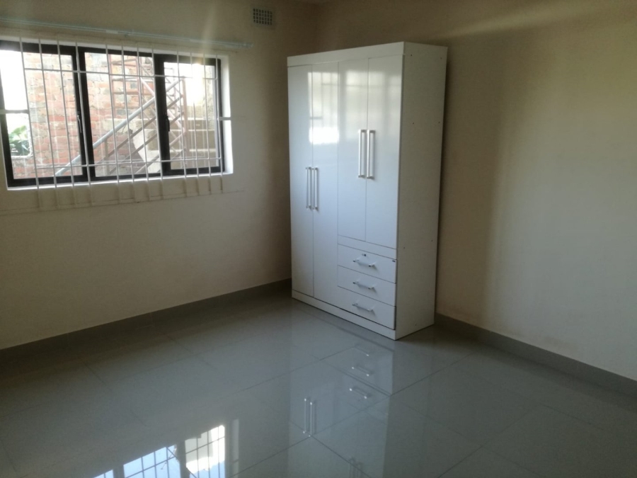 8 Bedroom Property for Sale in Clare Estate KwaZulu-Natal