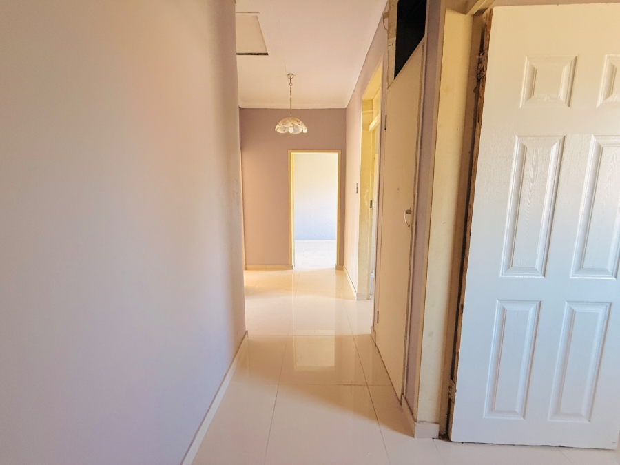 To Let 3 Bedroom Property for Rent in Huttenheights KwaZulu-Natal