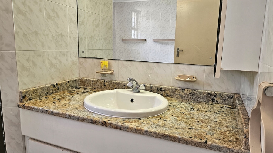 3 Bedroom Property for Sale in Manaba Beach KwaZulu-Natal