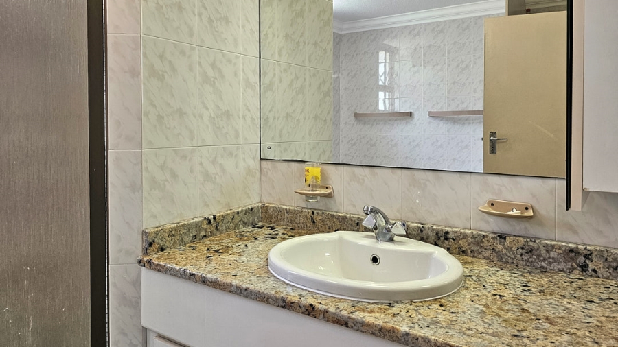 3 Bedroom Property for Sale in Manaba Beach KwaZulu-Natal