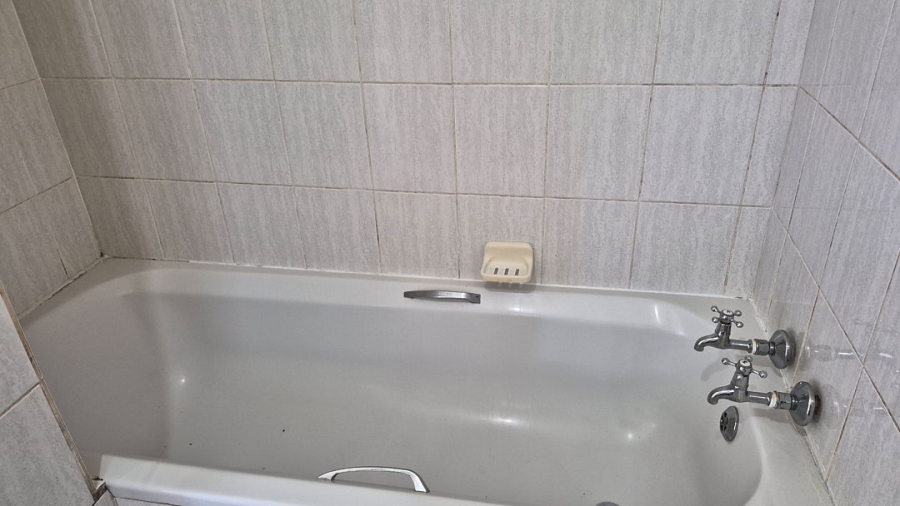 4 Bedroom Property for Sale in Uvongo KwaZulu-Natal