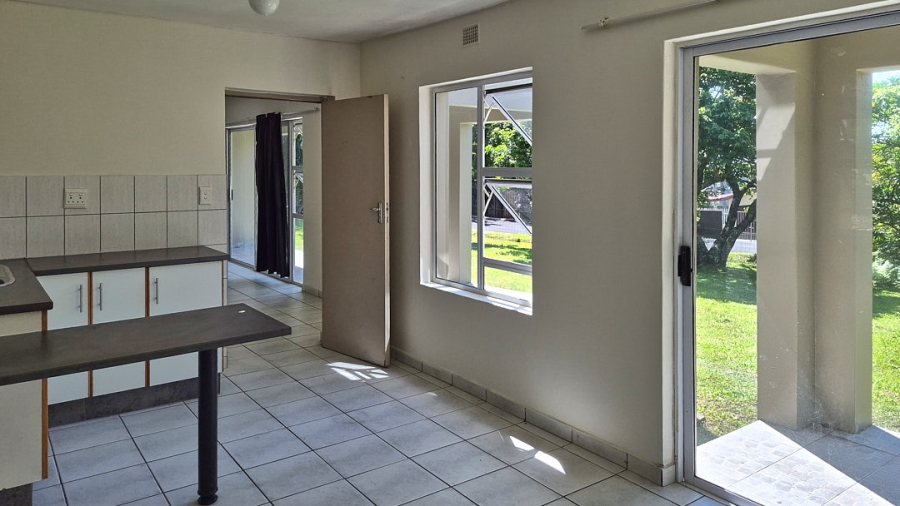 4 Bedroom Property for Sale in Uvongo KwaZulu-Natal