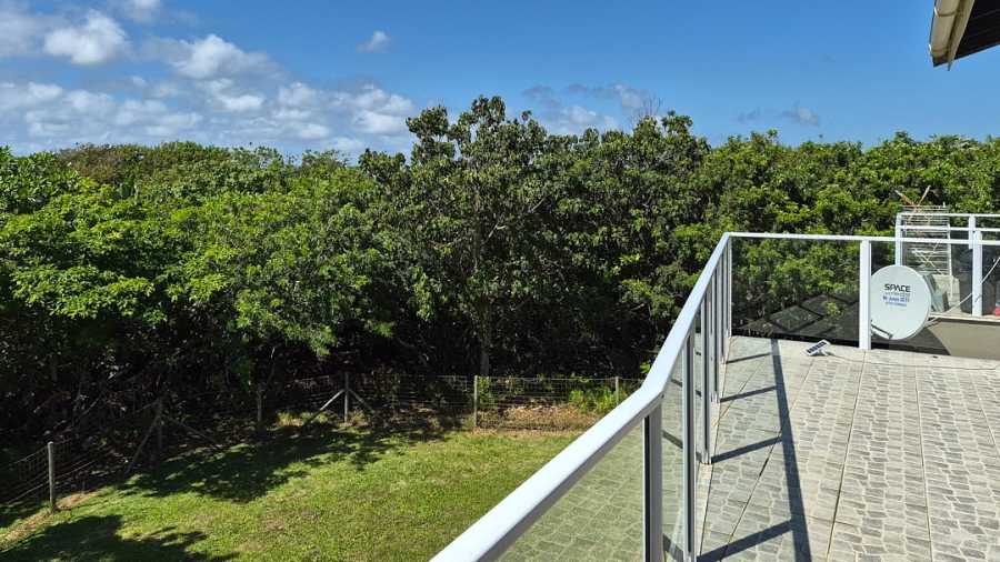 4 Bedroom Property for Sale in Uvongo KwaZulu-Natal