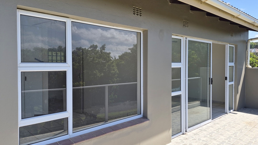 4 Bedroom Property for Sale in Uvongo KwaZulu-Natal