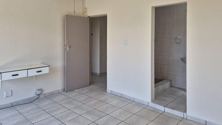 4 Bedroom Property for Sale in Uvongo KwaZulu-Natal