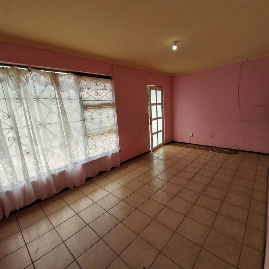 3 Bedroom Property for Sale in Newlands West KwaZulu-Natal