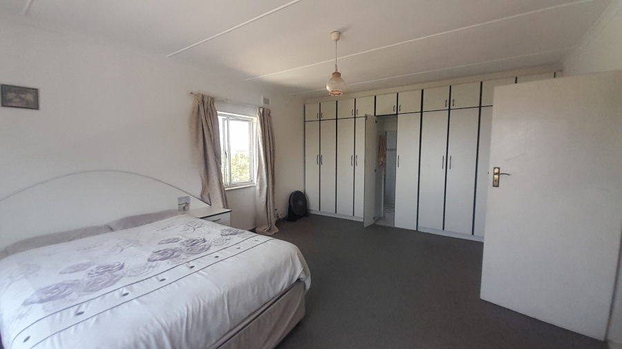 4 Bedroom Property for Sale in Reservoir Hills KwaZulu-Natal