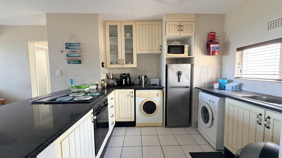 2 Bedroom Property for Sale in Uvongo KwaZulu-Natal