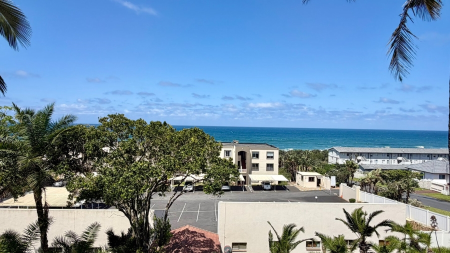 2 Bedroom Property for Sale in Uvongo KwaZulu-Natal