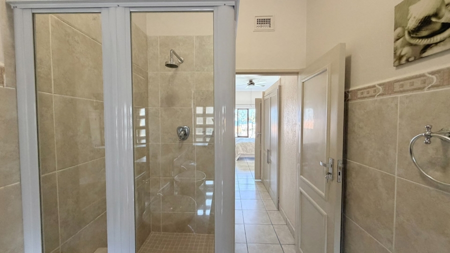 3 Bedroom Property for Sale in Uvongo KwaZulu-Natal
