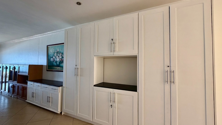3 Bedroom Property for Sale in Uvongo KwaZulu-Natal