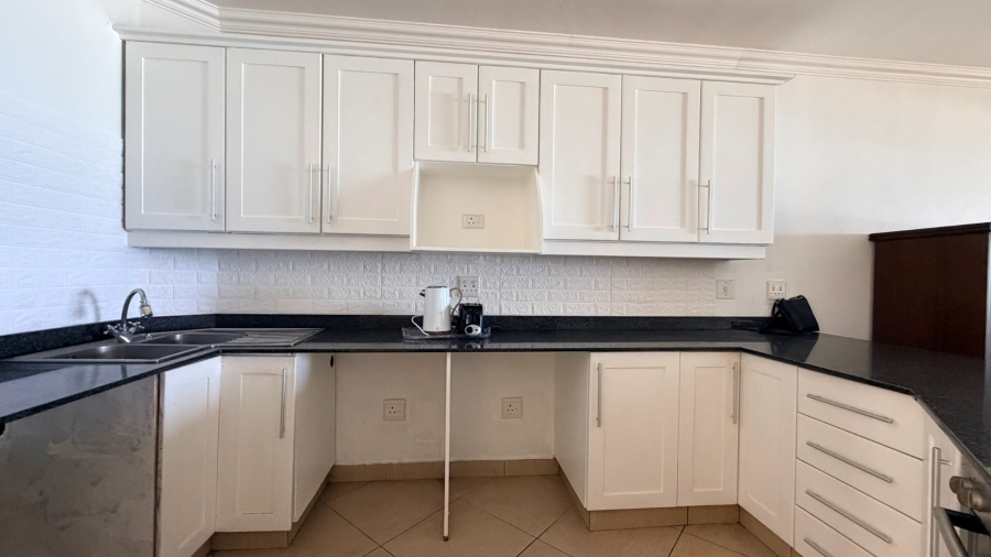3 Bedroom Property for Sale in Uvongo KwaZulu-Natal