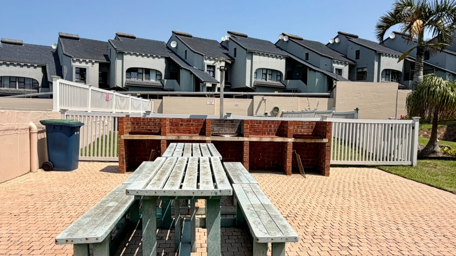 3 Bedroom Property for Sale in Uvongo KwaZulu-Natal