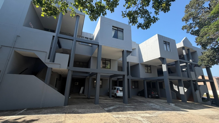 3 Bedroom Property for Sale in Uvongo KwaZulu-Natal