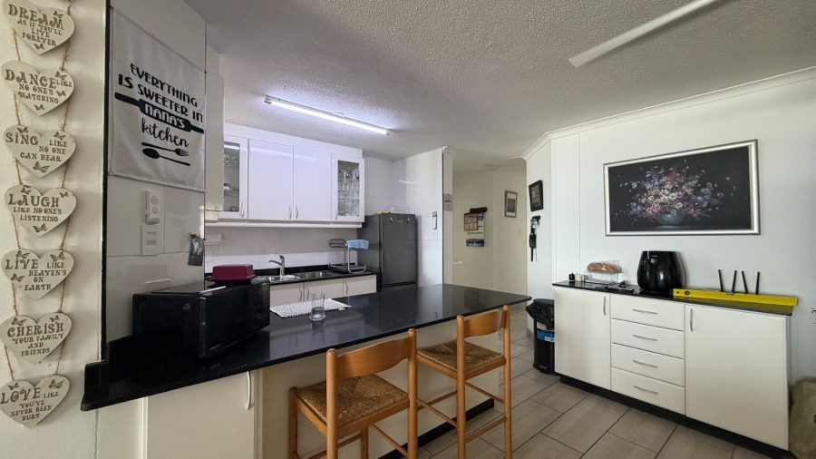 3 Bedroom Property for Sale in Uvongo KwaZulu-Natal