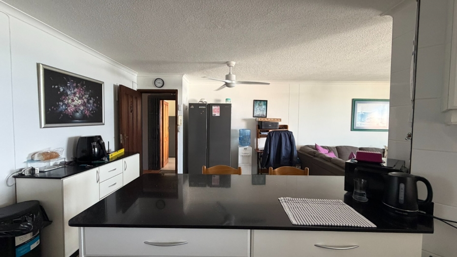 3 Bedroom Property for Sale in Uvongo KwaZulu-Natal