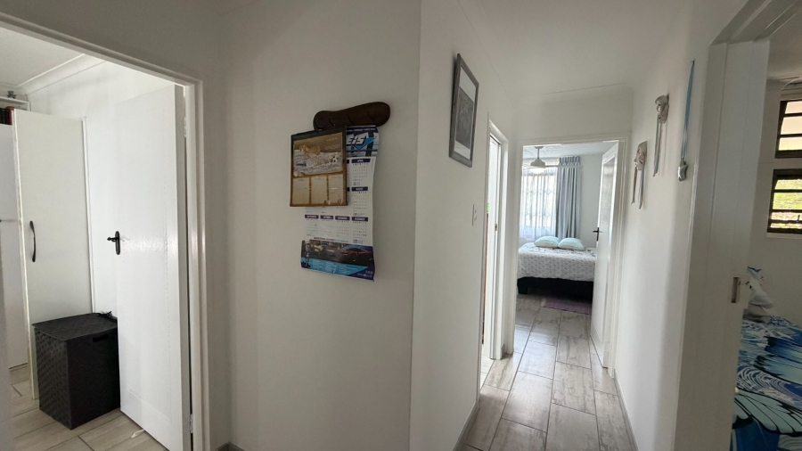 3 Bedroom Property for Sale in Uvongo KwaZulu-Natal