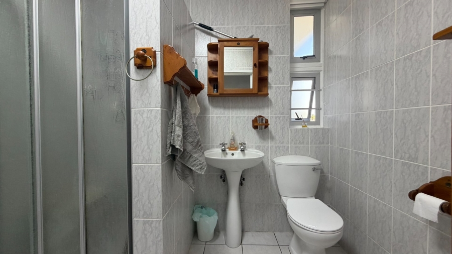 3 Bedroom Property for Sale in Uvongo KwaZulu-Natal