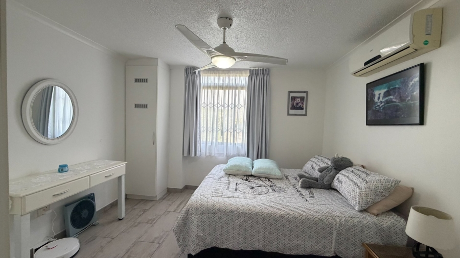 3 Bedroom Property for Sale in Uvongo KwaZulu-Natal