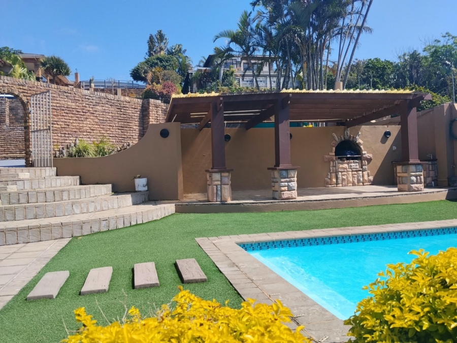 4 Bedroom Property for Sale in St Michaels On Sea KwaZulu-Natal