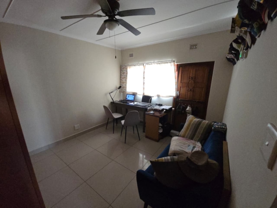 4 Bedroom Property for Sale in St Michaels On Sea KwaZulu-Natal